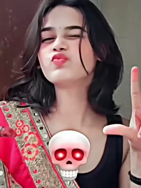 Skull Emoji Capcut Template